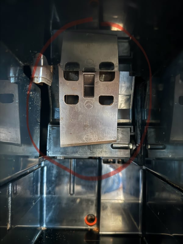 Jura Drip tray will not insert